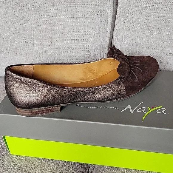 Brown Flat - Picture 4 of 5